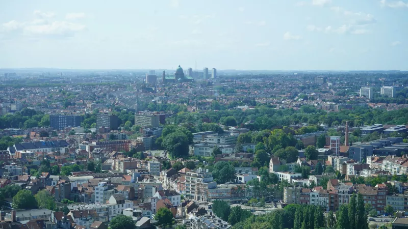 Vue panoramique sur les quartiers résidentiels verts de l'est de Bruxelles